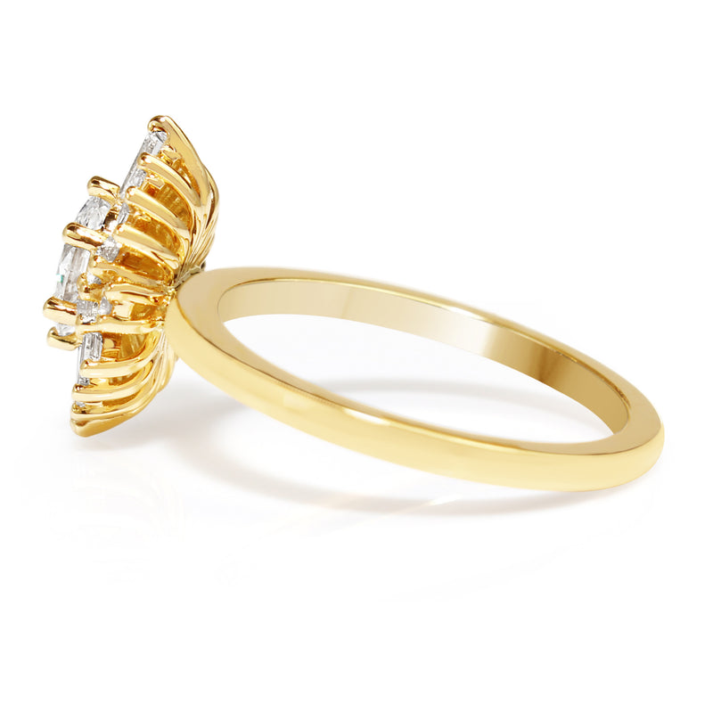 18ct Yellow Gold Oval Diamond Starburst Ring