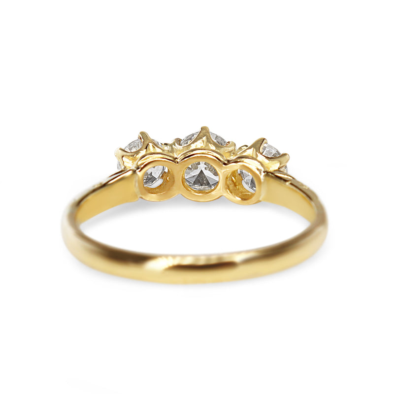 18ct Yellow Gold Antique Style 3 Stone Diamond Ring