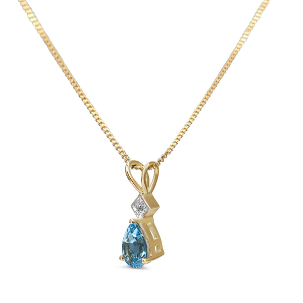 9ct Yellow Gold Topaz and Diamond Necklace