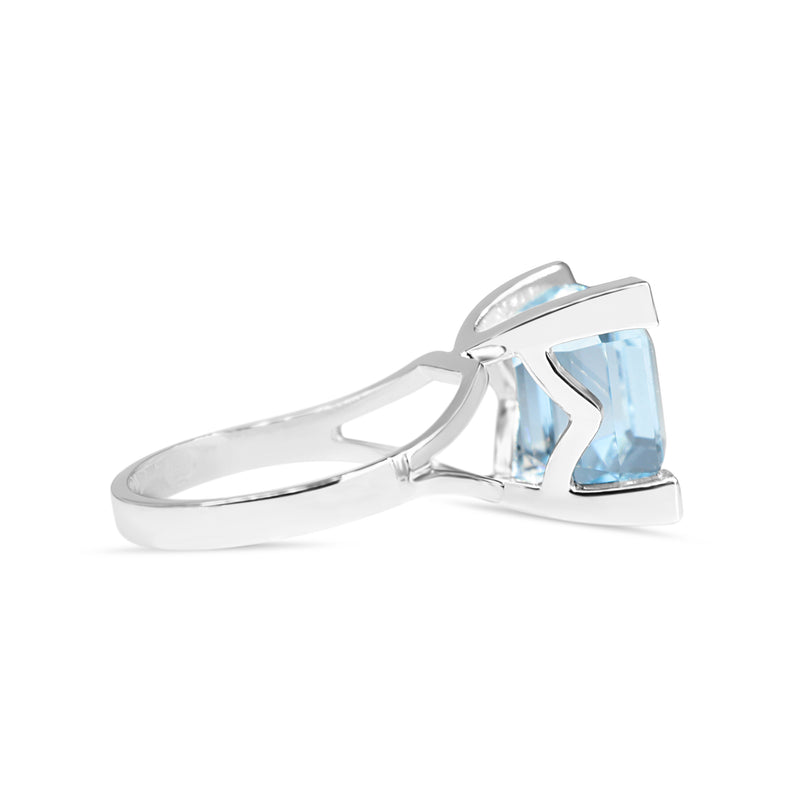 18ct White Gold Emerald Cut Aquamarine and Diamond Claw Cocktail Ring