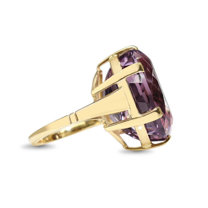 9ct Yellow Gold Amethyst Cocktail Ring