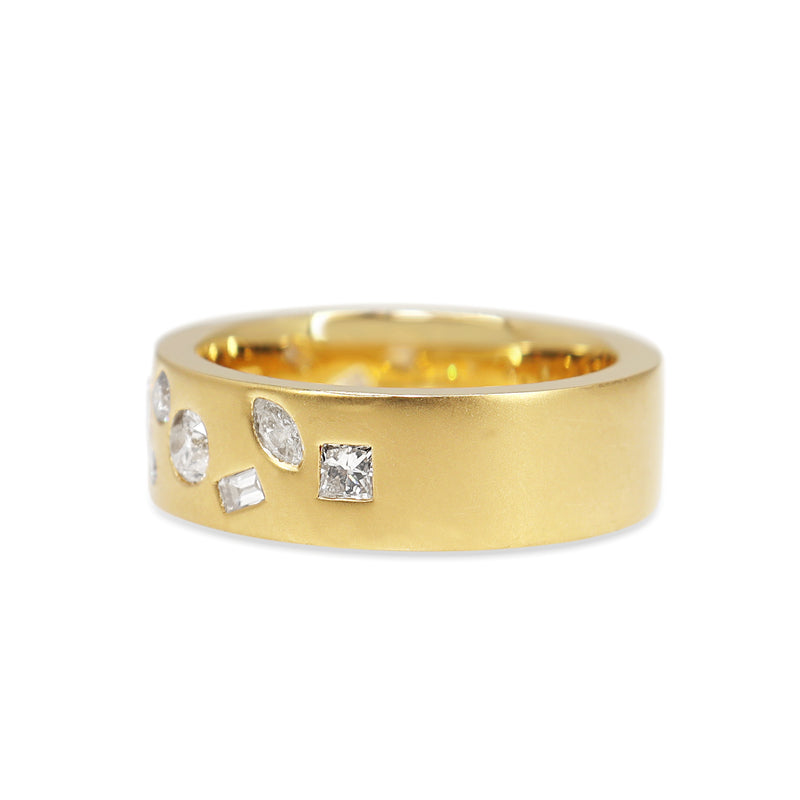 18ct Yellow Gold Mixed Shape Diamond Matte Finished Band