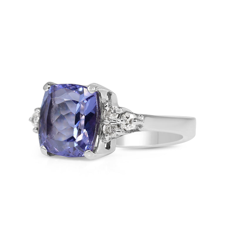 18ct White Gold Tanzanite and Diamond Ring