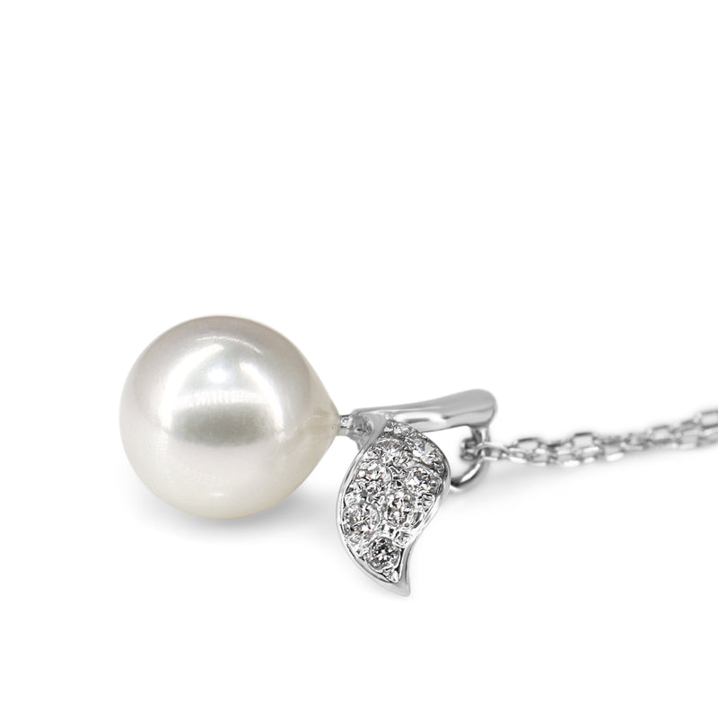 Platinum 9mm Akoya Pearl and Diamond 'Apple and Leaf' Style Necklace