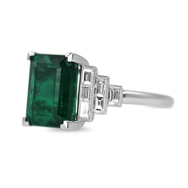 18ct White Gold Emerald and Diamond Deco Style Ring