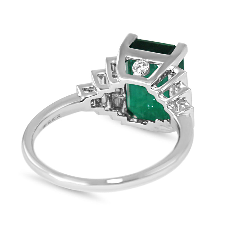 18ct White Gold Emerald and Diamond Deco Style Ring