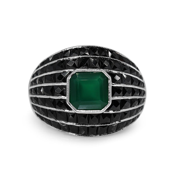 9ct White Gold Onyx and Green Agate Domed Ring