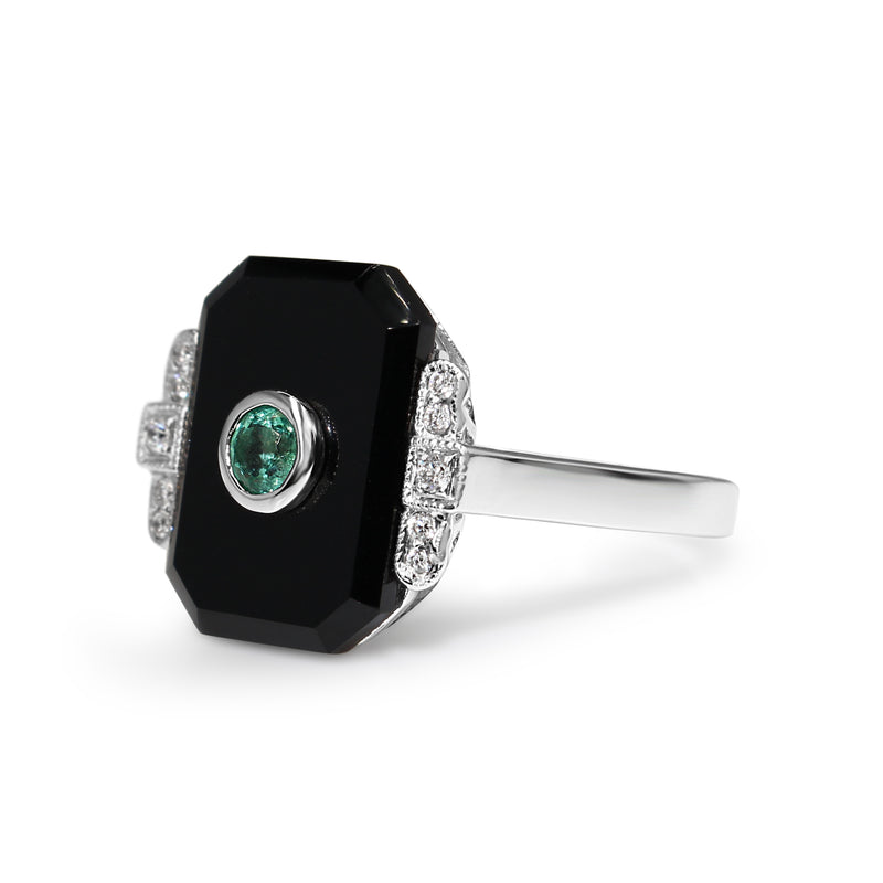 9ct White Gold Emerald and Onyx Deco Style Ring