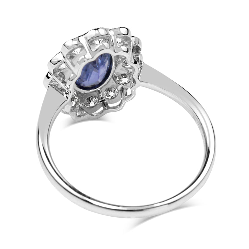 18ct White Gold Sapphire and Diamond Daisy Ring