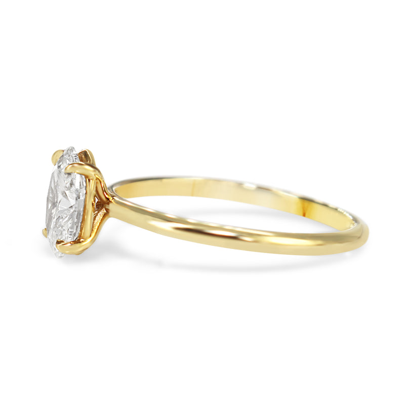 18ct Yellow Gold Oval Solitaire Diamond Ring