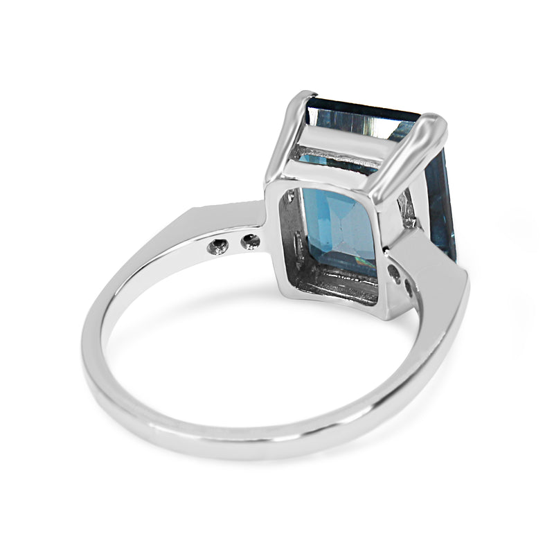 9ct White Gold London Blue Topaz and Diamond Solitaire Ring