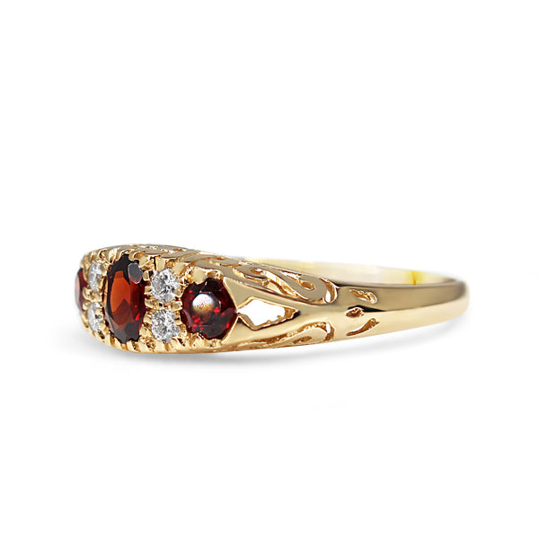 9ct Yellow Gold Antique Style 3 Stone Garnet and Diamond Ring