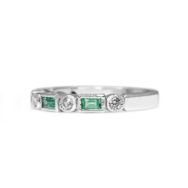 9ct White Gold Emerald and Diamond Deco Style Band Ring