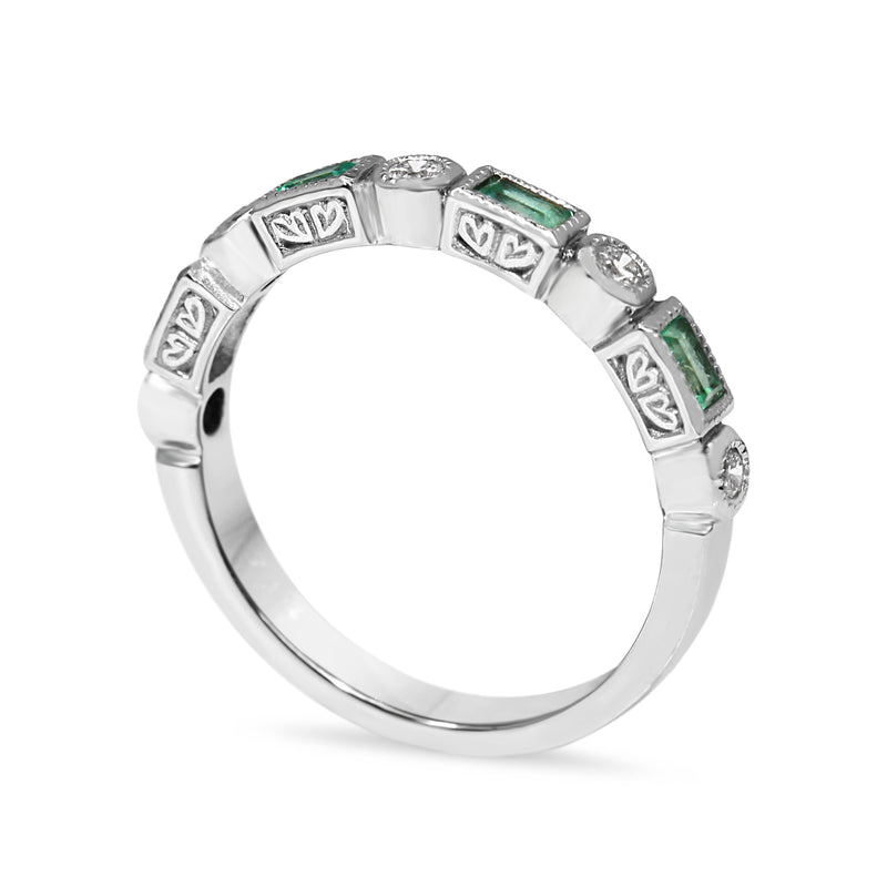 9ct White Gold Emerald and Diamond Deco Style Band Ring