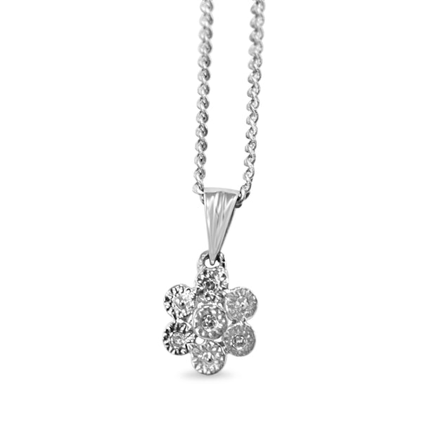 18ct White Gold Diamond Diamond Daisy Pendant