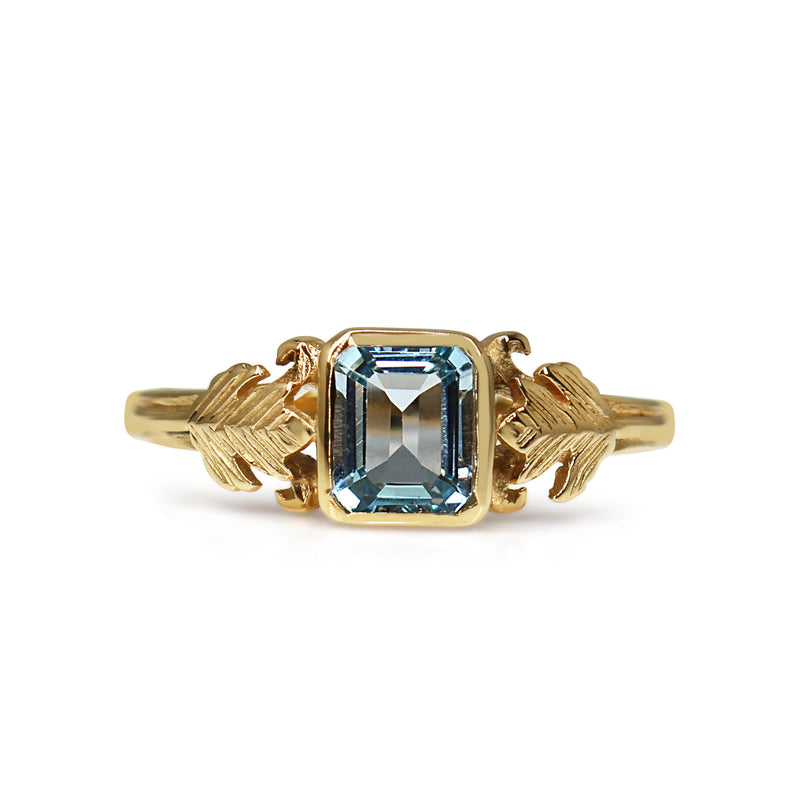 9ct Yellow Gold Topaz Vintage Style Ring