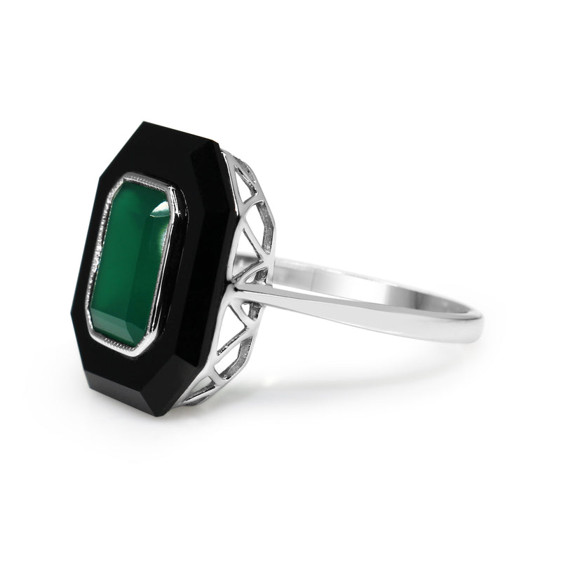 9ct White Gold Onyx and Green Agate Deco Style Ring