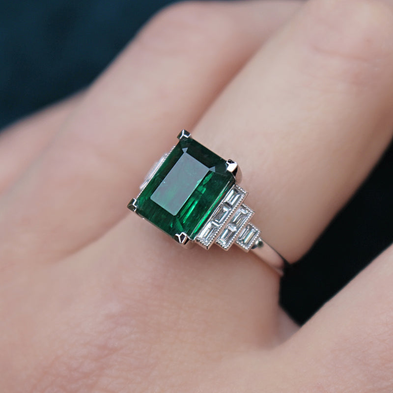 18ct White Gold Emerald and Diamond Deco Style Ring