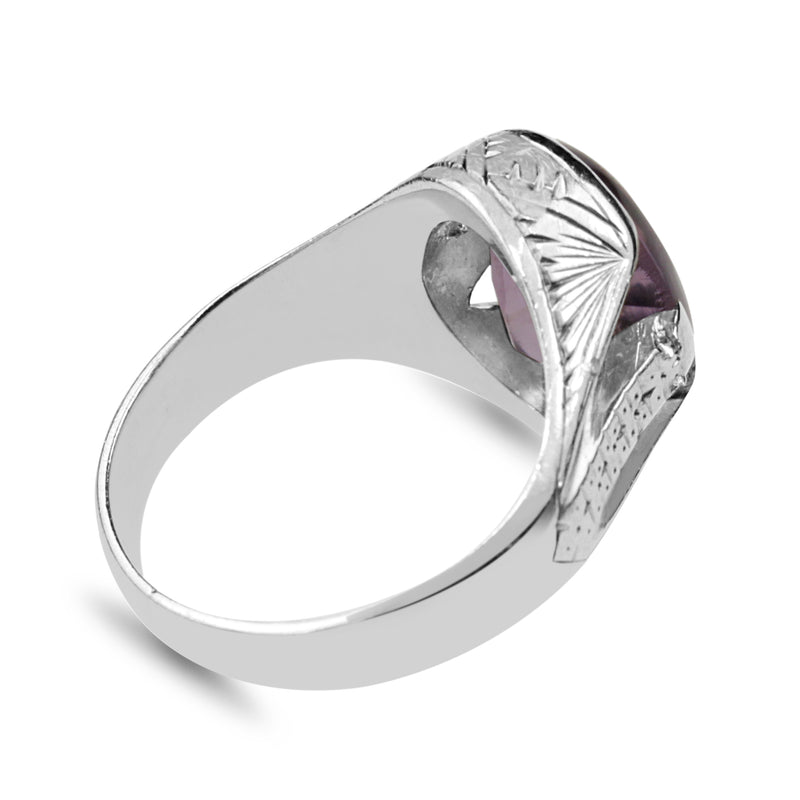 14ct White Gold Vintage Amethyst Engraved ring