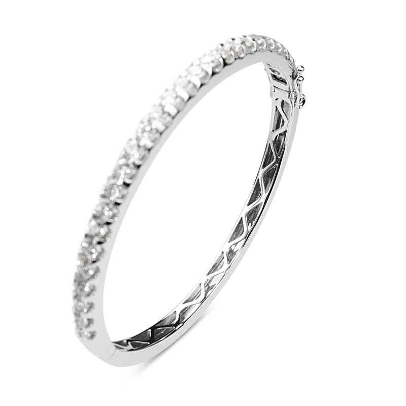 9ct White Gold 3.05ct Diamond Bangle