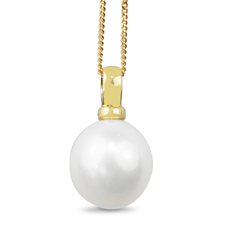 18ct Yellow Gold 16.5mm South Sea Pearl and Diamond Pendant