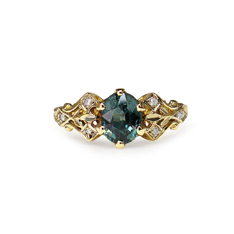 18ct Yellow Gold Teal Sapphire and Diamond Vintage Style Ring