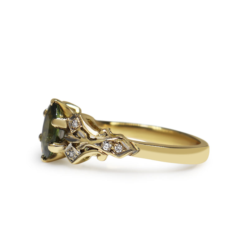 18ct Yellow Gold Green Sapphire and Diamond Vintage Style Ring