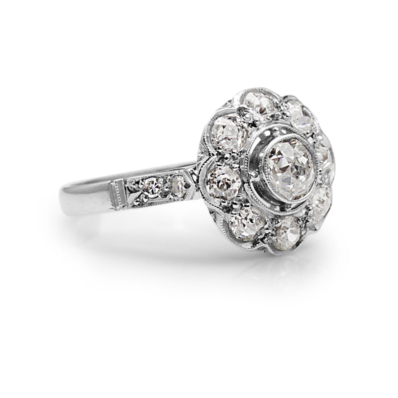 Platinum Edwardian Old Cut Diamond Daisy Ring