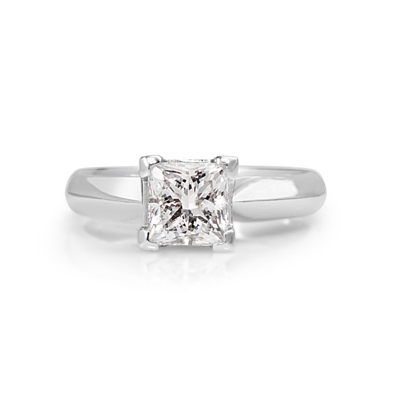 18ct White Gold Princess Cut Diamond Solitaire Ring