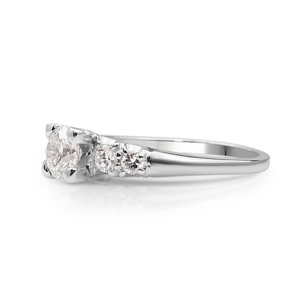 14ct White Gold Vintage Diamond Ring