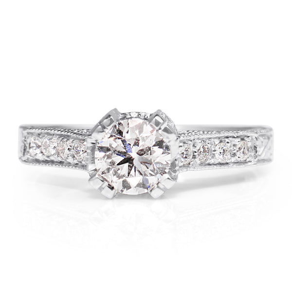 18ct White Gold Vintage Diamond Ring