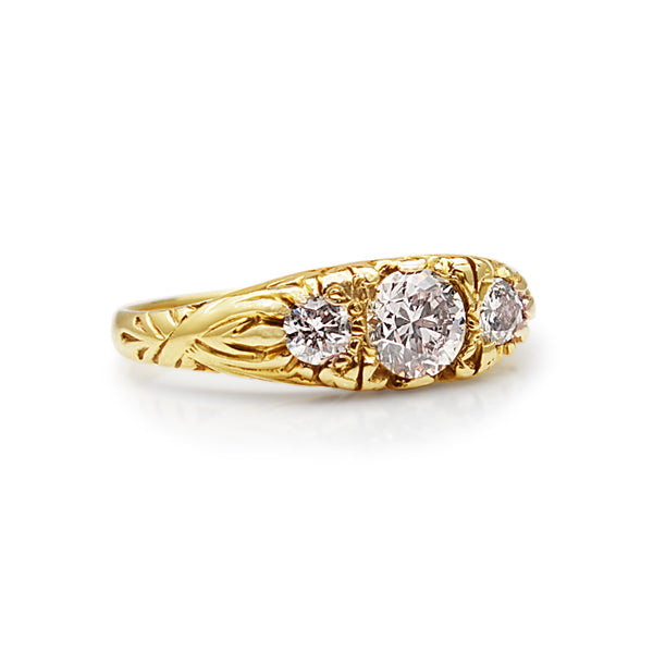 18ct Yellow Gold Vintage 3 Stone Diamond Ring