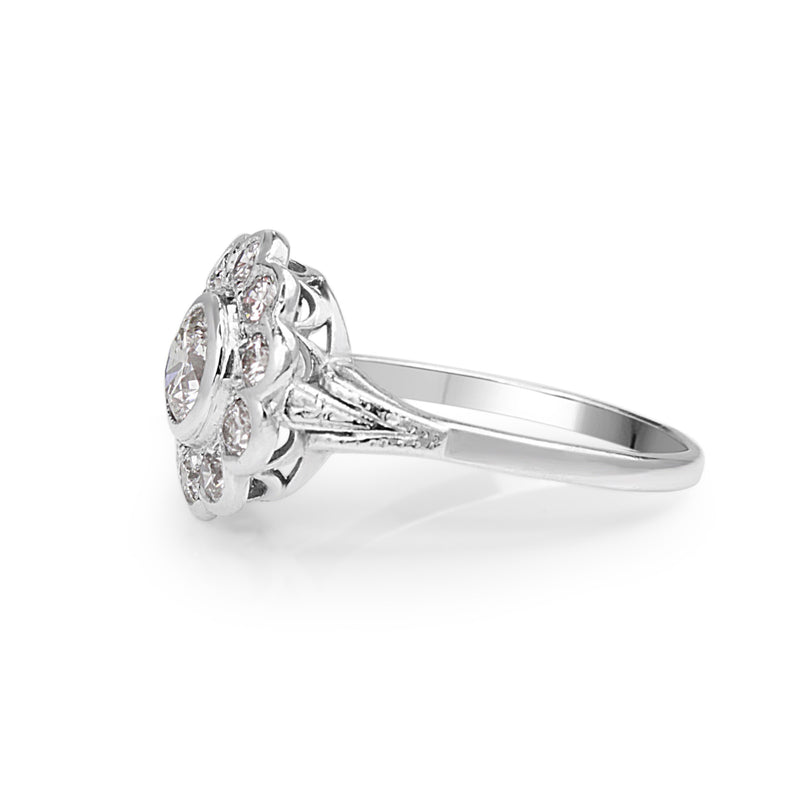 18ct White Gold Edwardian Style Diamond Daisy Ring