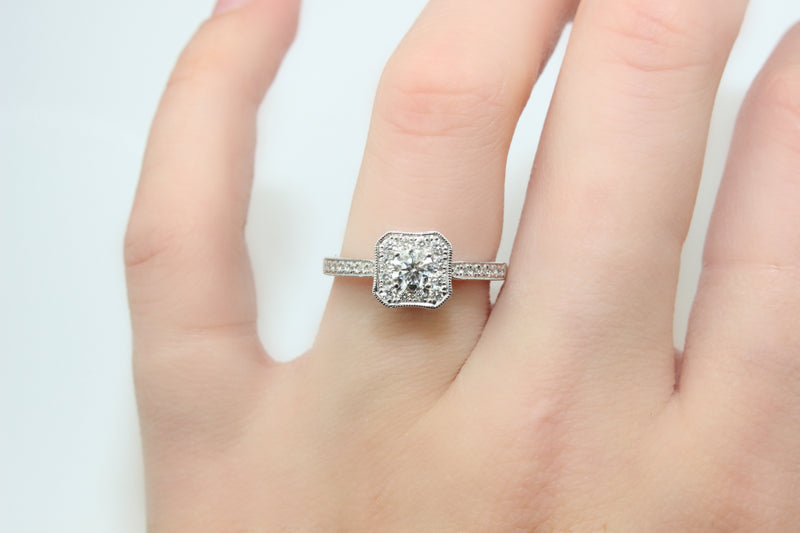 18ct White Gold Diamond Halo Ring