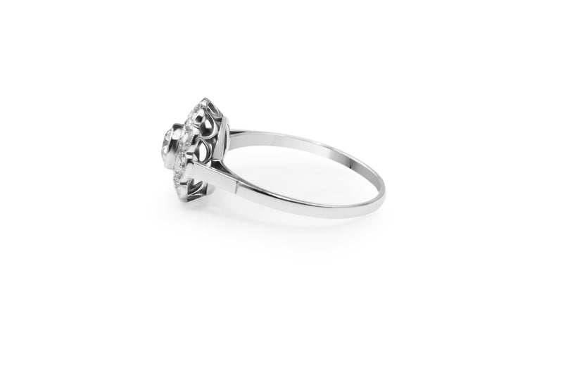 Platinum Art Deco Old Cut Diamond Daisy Ring