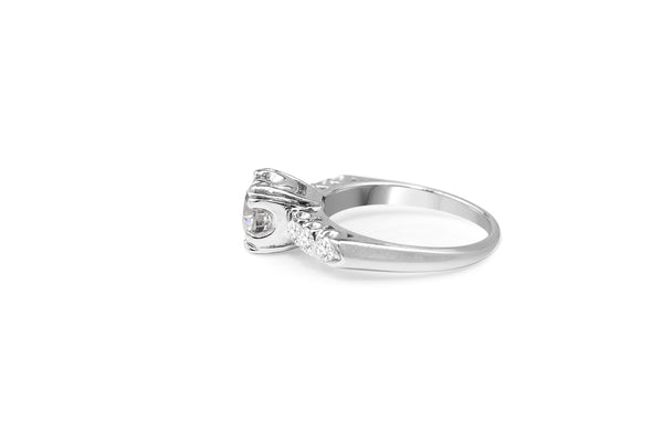 Platinum Vintage Diamond Solitaire