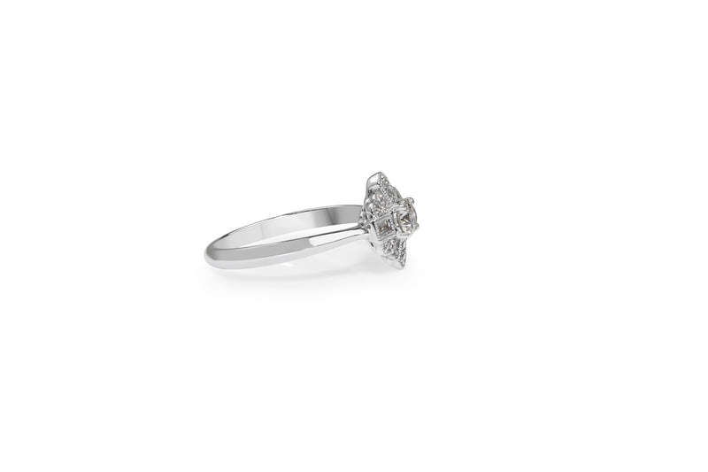 18ct White Gold Diamond Deco Style Ring