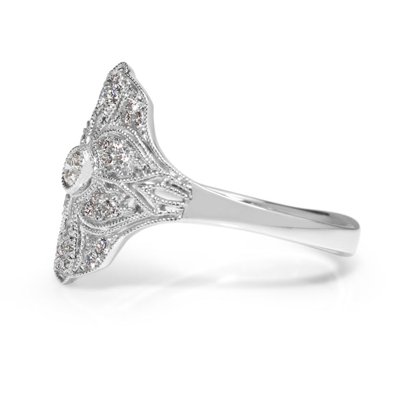 18ct White Gold Art Deco Style Ring