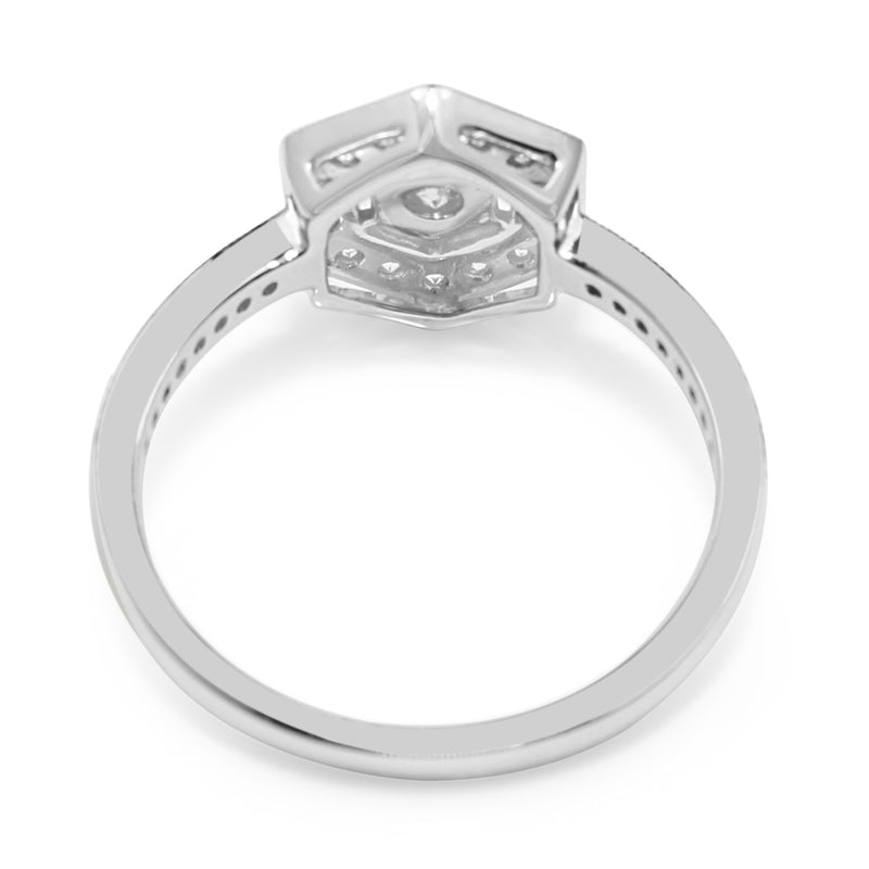 18ct White Gold Art Deco Style Diamond Ring