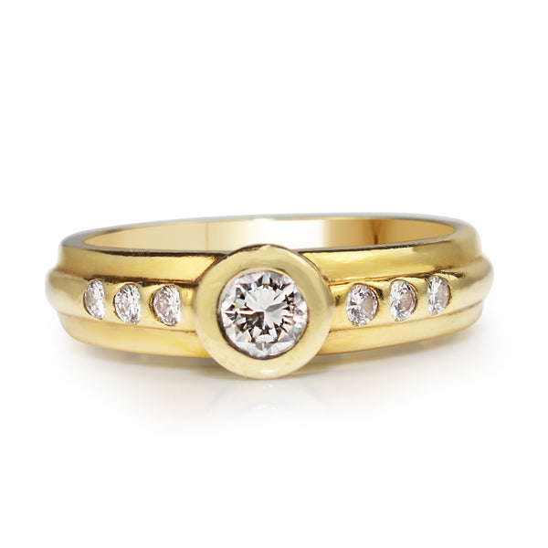 18ct Yellow Gold Bezel Diamond Ring
