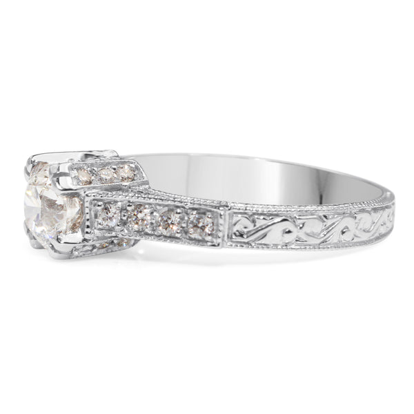 18ct White Gold Vintage Diamond Ring