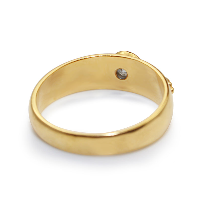 18ct Yellow Gold Bezel Diamond Ring