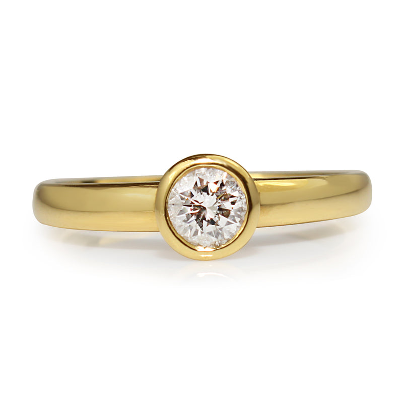 18ct Yellow Gold Bezel Diamond Ring