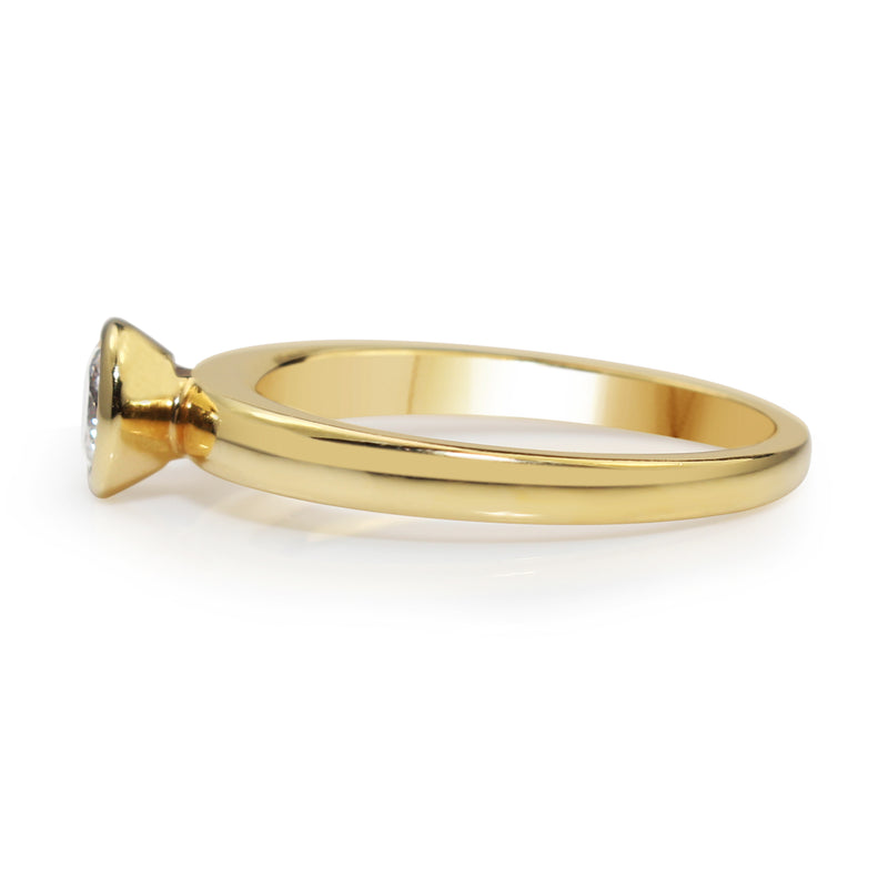 18ct Yellow Gold Bezel Diamond Ring