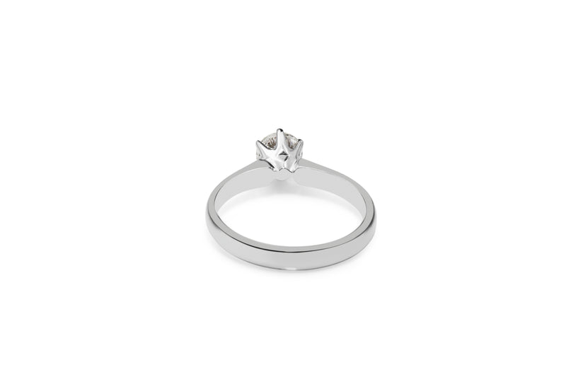 18ct White Gold 6 Claw Solitaire Diamond Ring