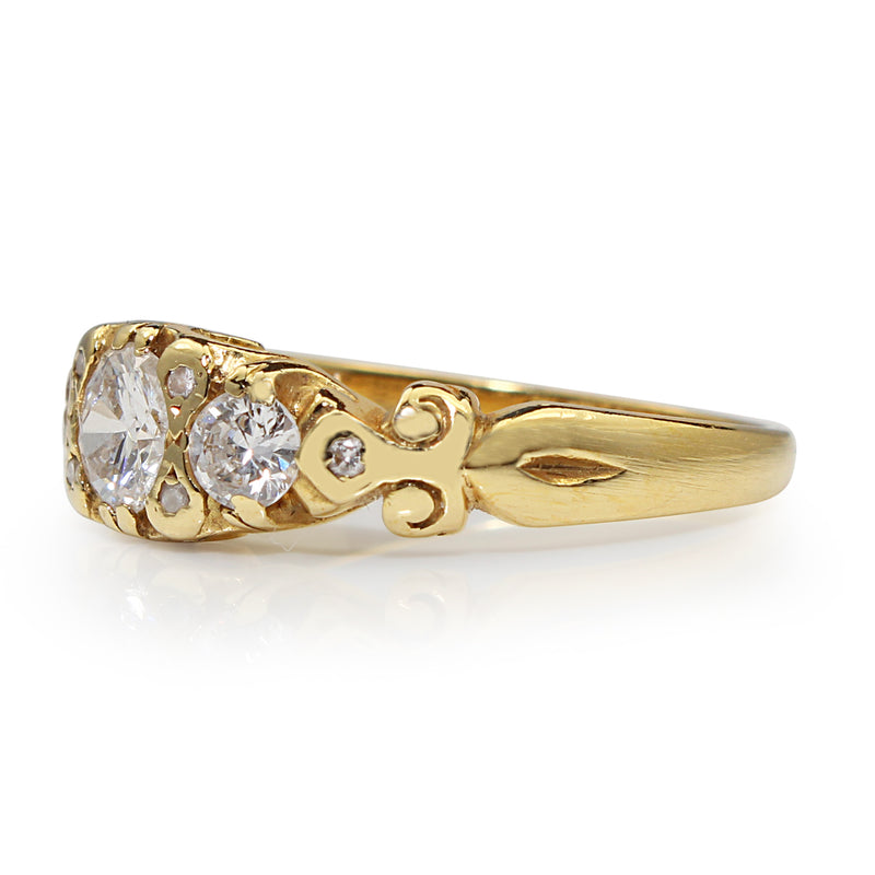 18ct Yellow Gold Vintage 3 Stone Diamond Ring