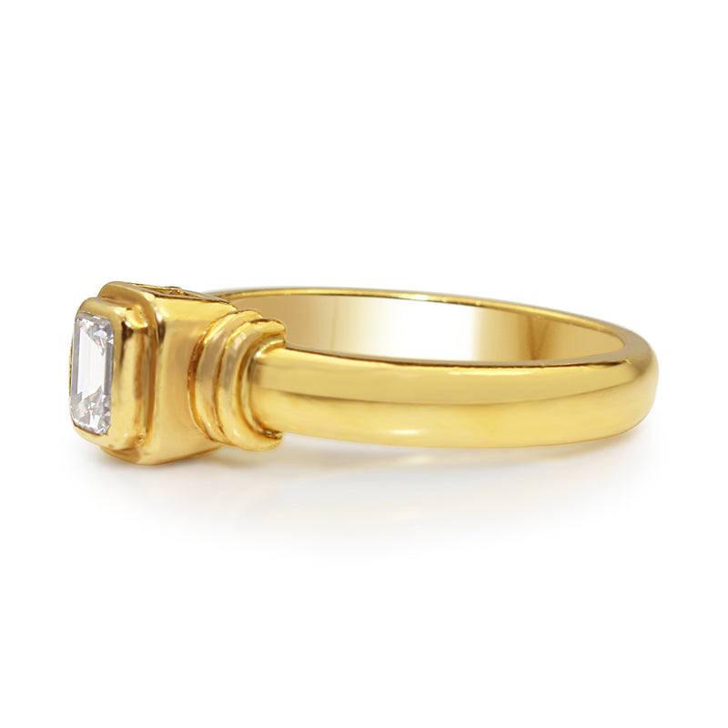 18ct Yellow Gold Bezel Diamond Solitaire Ring