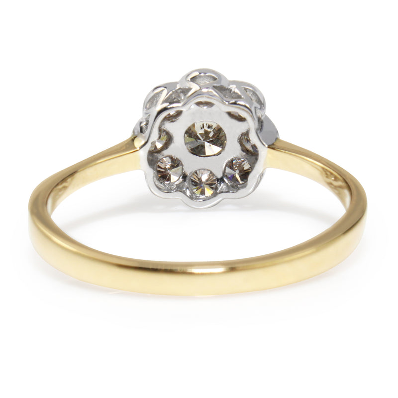 9ct Yellow and White Gold Diamond Daisy Ring