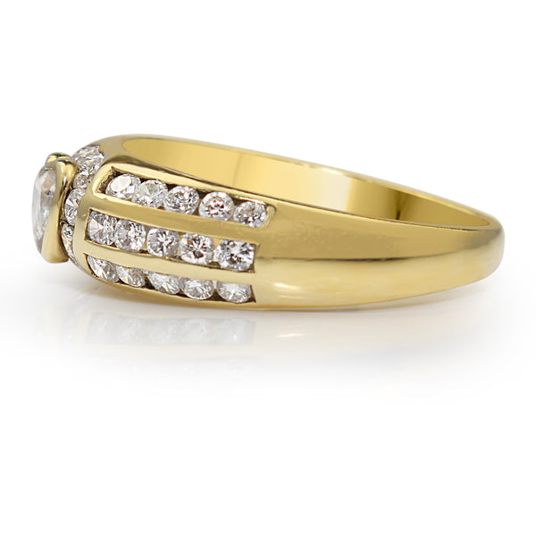 18ct Yellow Gold Diamond Heart Band Ring