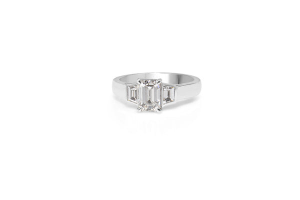 18ct White Gold Emerald Cut 3 Stone Diamond Ring